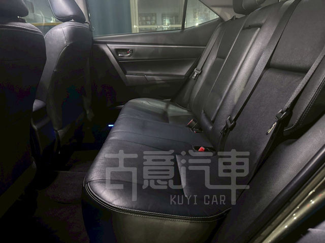 TOYOTA豐田 ALTIS  第6張相片