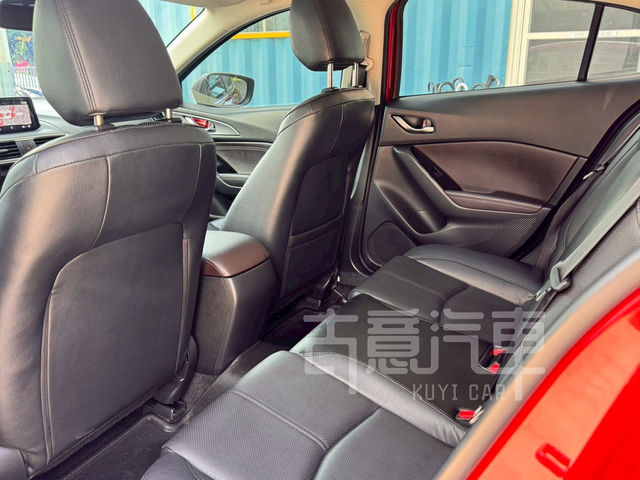 MAZDA馬自達 MAZDA 3  第5張相片