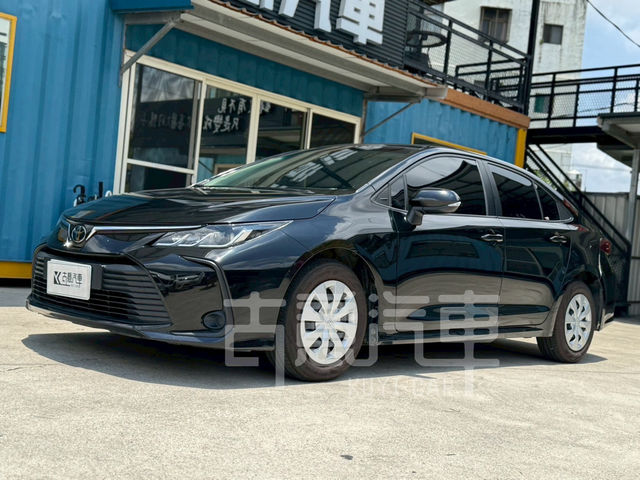 TOYOTA豐田 ALTIS  第1張相片