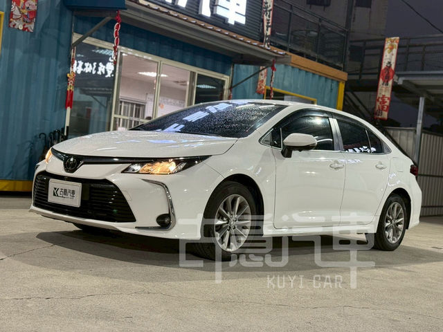 TOYOTA豐田 ALTIS  第1張相片