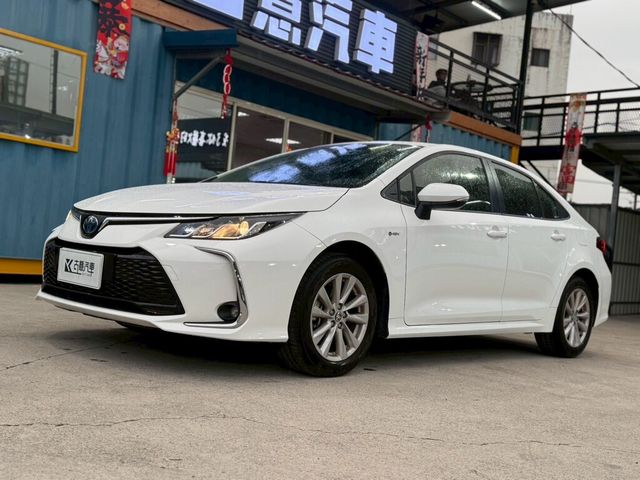 TOYOTA豐田 COROLLA ALTIS HYBRID  第1張相片