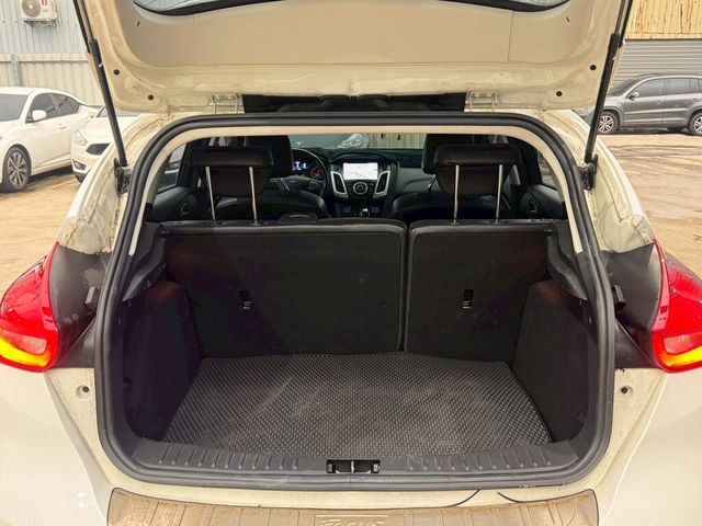 FORD福特 FOCUS  第5張相片