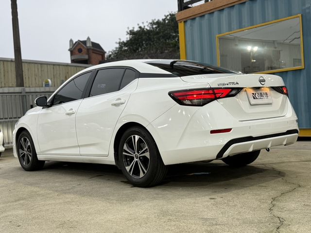 NISSAN日產 SENTRA  第3張相片