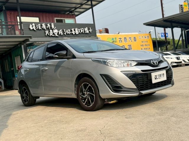 TOYOTA豐田 YARIS  第2張相片
