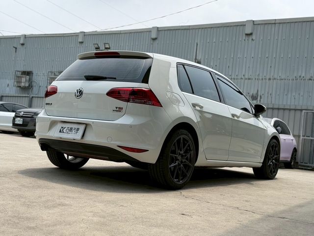 VOLKSWAGEN福斯 GOLF  第4張相片