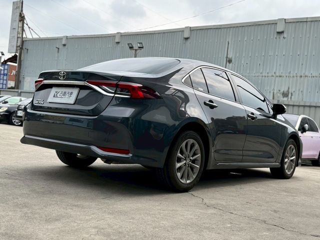 TOYOTA豐田 ALTIS  第4張相片