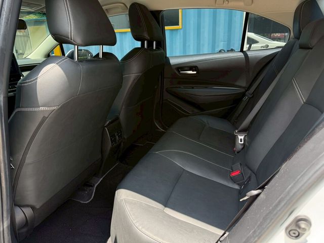 TOYOTA豐田 ALTIS  第6張相片