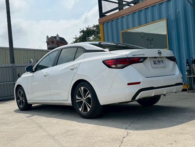 NISSAN日產 SENTRA  第3張相片