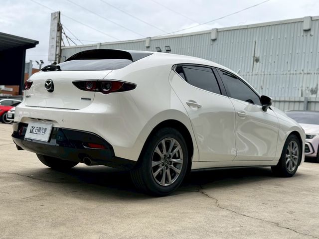 MAZDA馬自達 MAZDA 3  第4張相片