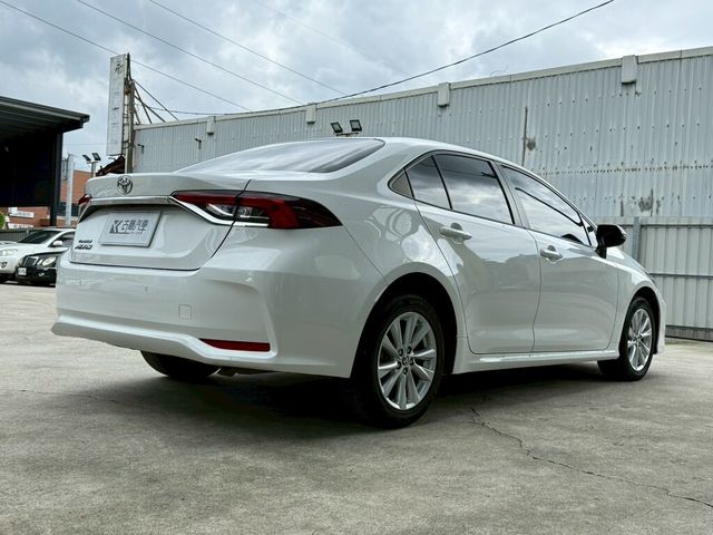TOYOTA豐田 ALTIS  第4張相片