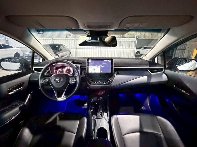 TOYOTA豐田 ALTIS  第5張相片