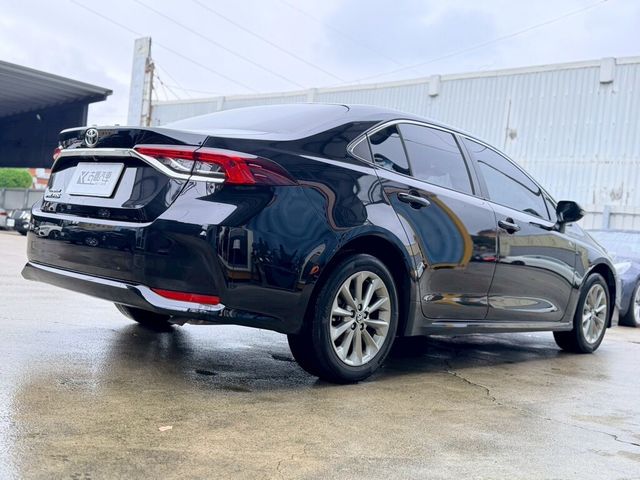 TOYOTA豐田 ALTIS  第4張相片