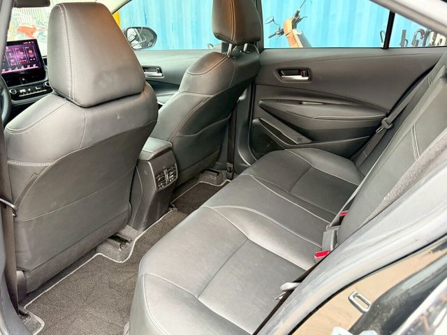 TOYOTA豐田 ALTIS  第6張相片