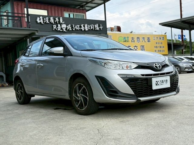 TOYOTA豐田 YARIS  第2張相片