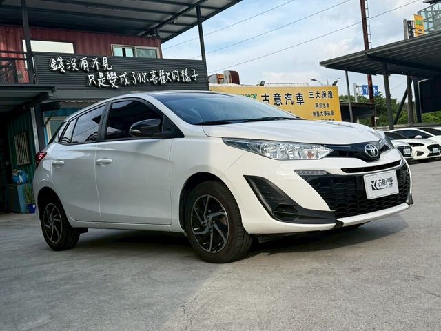 TOYOTA豐田 YARIS  第2張相片