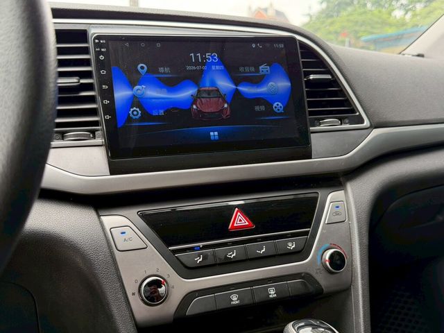 HYUNDAI現代 ELANTRA  第5張相片