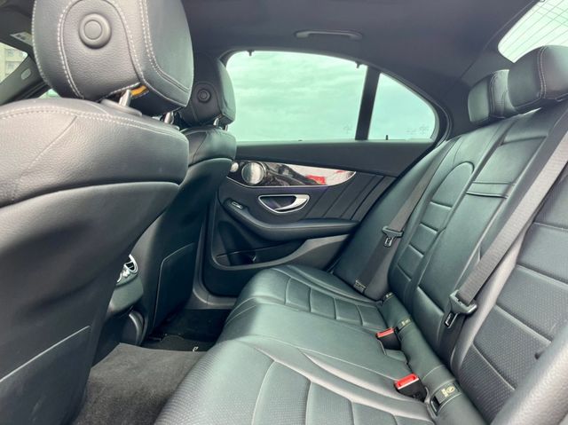 M-BENZ賓士 C300  第7張相片