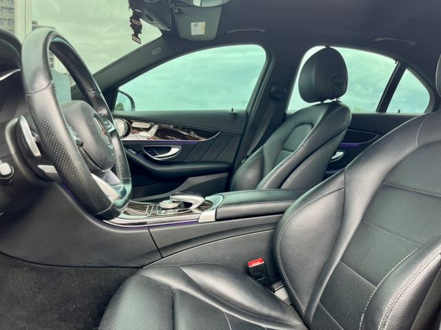 M-BENZ賓士 C300  第11張相片