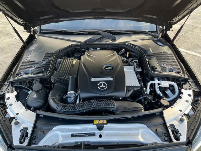 M-BENZ賓士 C300 COUPE  第6張相片