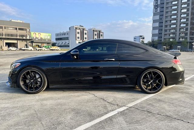 M-BENZ賓士 C300 COUPE  第7張相片