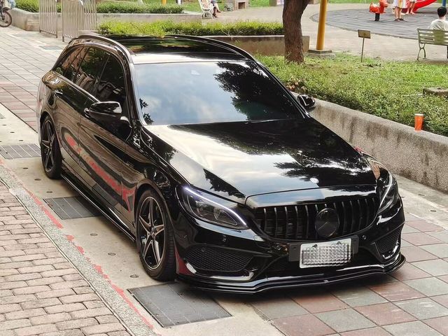M-BENZ賓士 C43 AMG  第3張相片