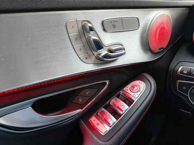 M-BENZ賓士 C43 AMG  第10張相片