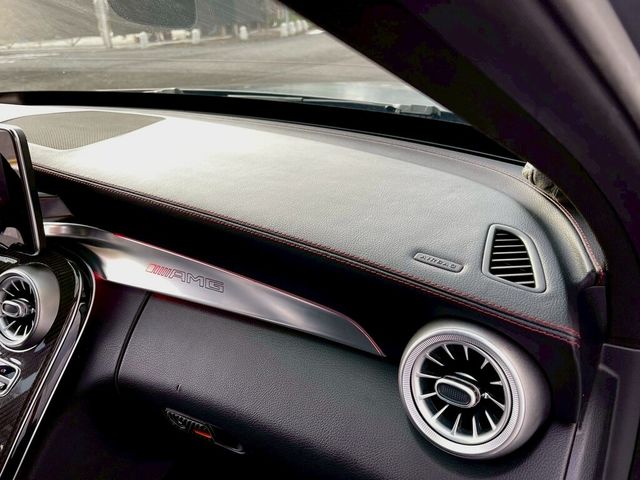 M-BENZ賓士 C43 AMG  第13張相片