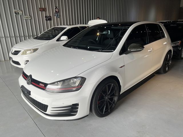 VOLKSWAGEN福斯 GOLF GTI  第1張相片
