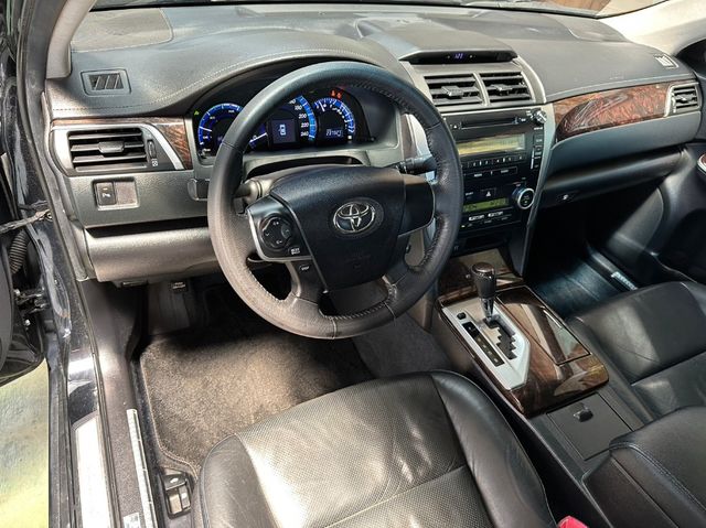 TOYOTA豐田 CAMRY HYBRID  第4張相片