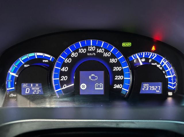 TOYOTA豐田 CAMRY HYBRID  第8張相片
