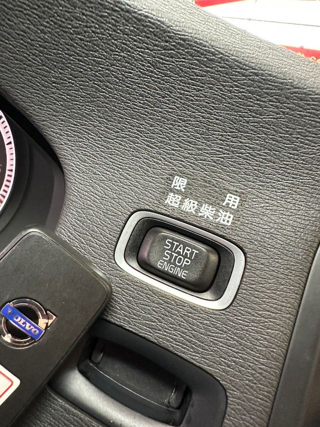 VOLVO富豪 V60  第11張相片