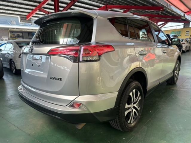 TOYOTA豐田 RAV4  第10張相片