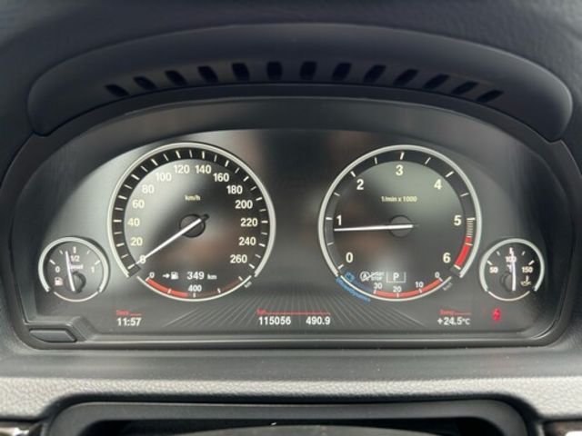 BMW寶馬 520D GT  第11張相片
