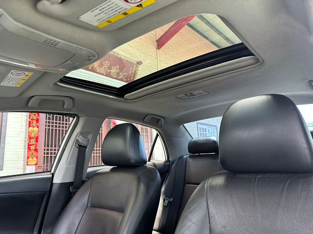 TOYOTA豐田 ALTIS  第7張相片