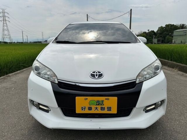 TOYOTA豐田 WISH  第3張相片