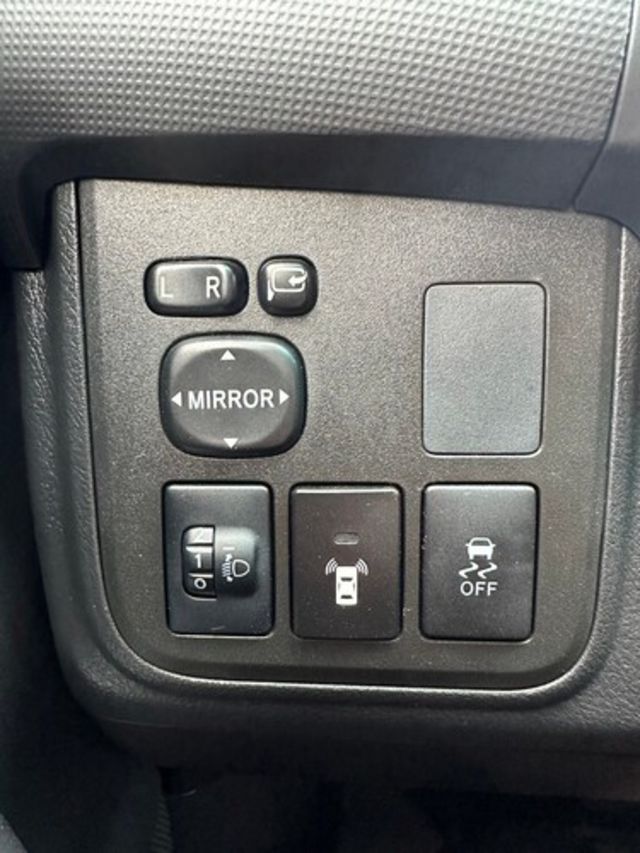 TOYOTA豐田 WISH  第10張相片