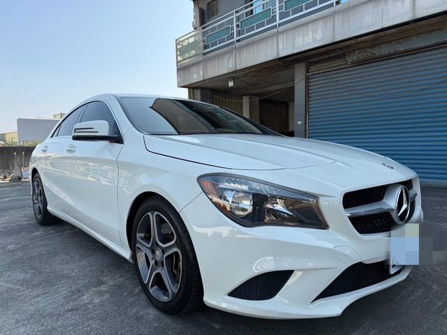 M-BENZ賓士 CLA250  第3張相片