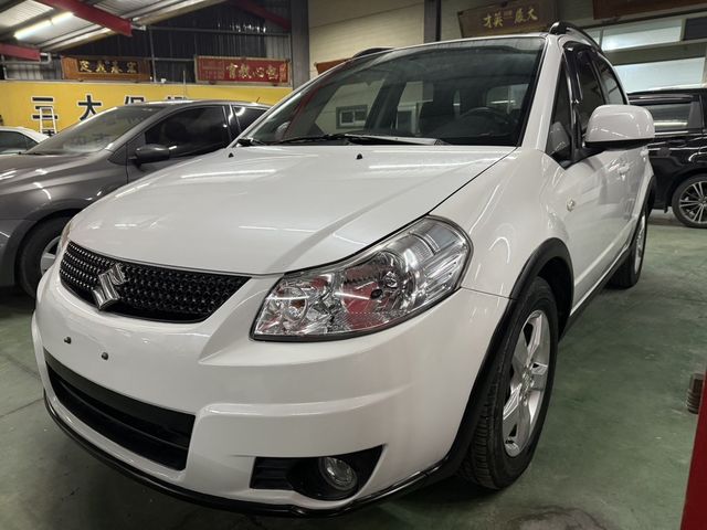 SUZUKI鈴木 SX4  第1張相片