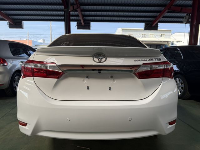 TOYOTA豐田 ALTIS  第4張相片