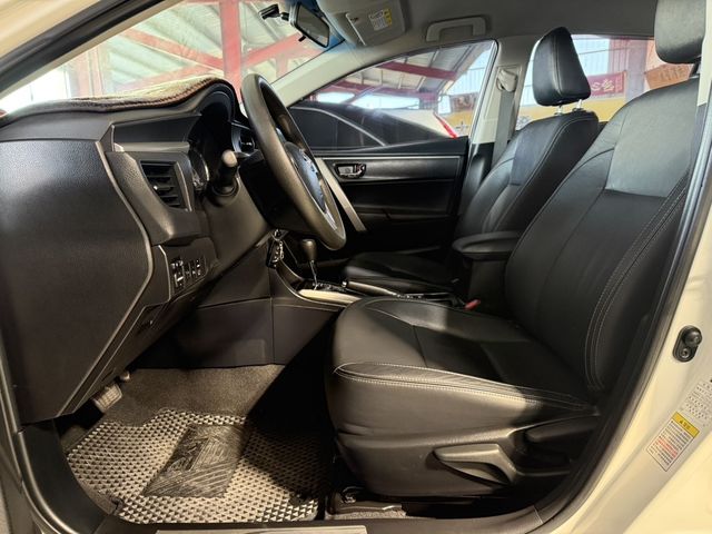 TOYOTA豐田 ALTIS  第6張相片