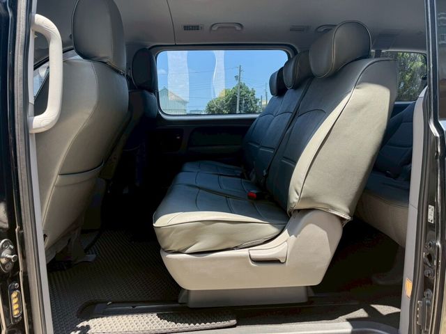 HYUNDAI現代 STAREX  第9張相片