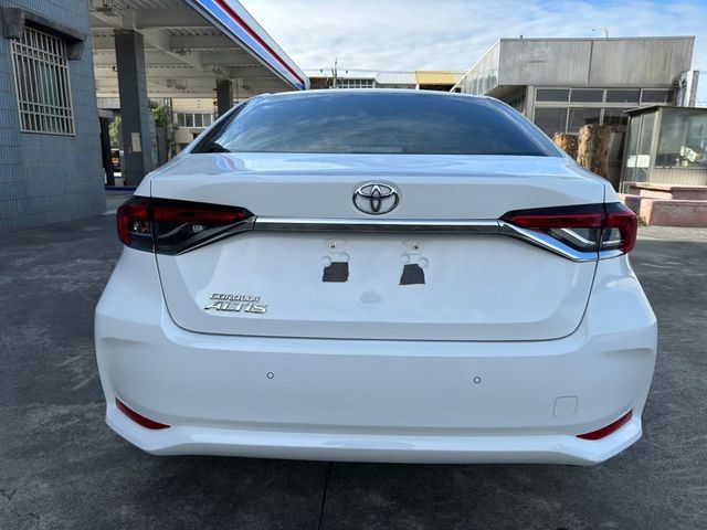 TOYOTA豐田 ALTIS  第4張相片