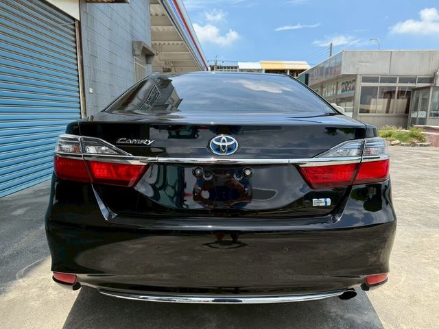 TOYOTA豐田 CAMRY HYBRID  第4張相片