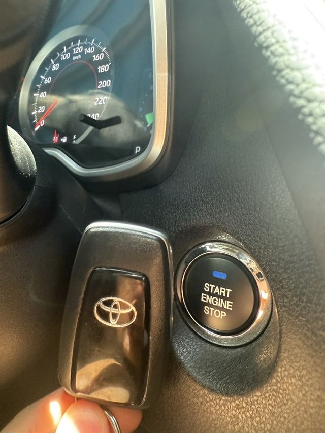 NISSAN日產 TIIDA  第9張相片