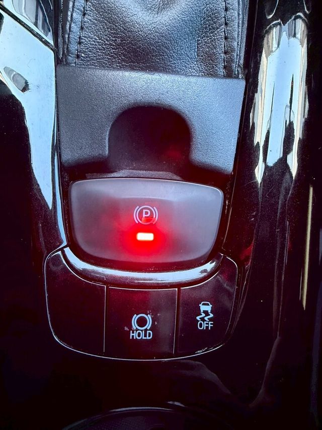 TOYOTA豐田 C-HR  第12張相片