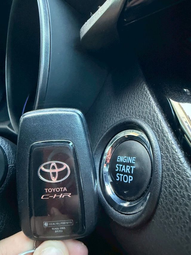 TOYOTA豐田 C-HR  第13張相片