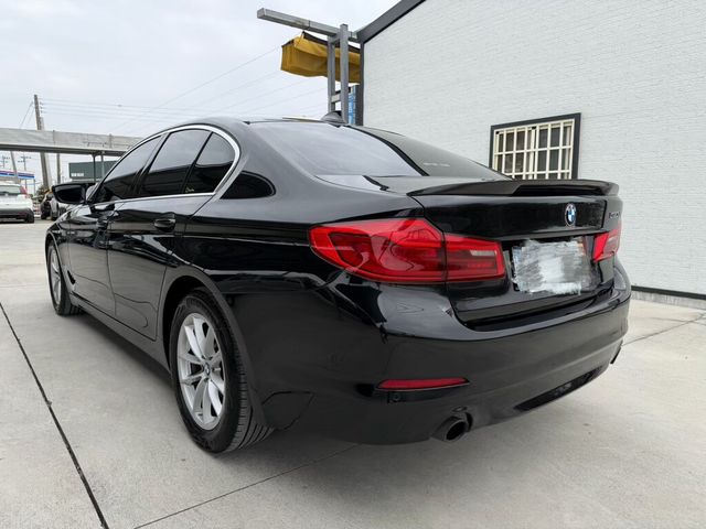 BMW寶馬 520D  第5張相片