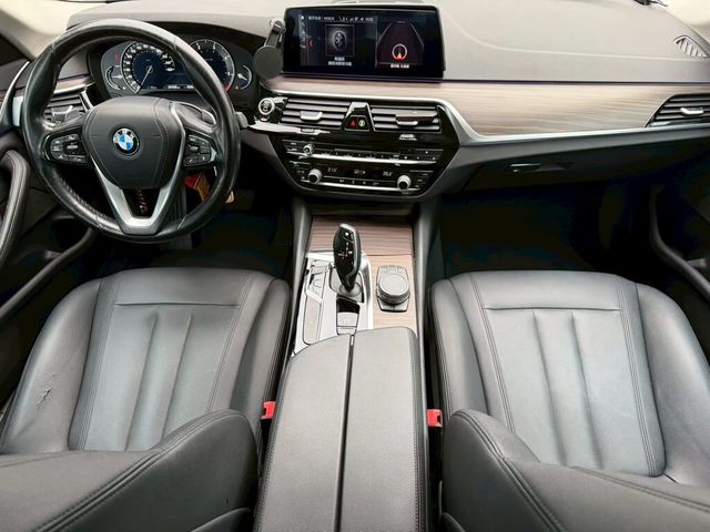 BMW寶馬 520D  第10張相片