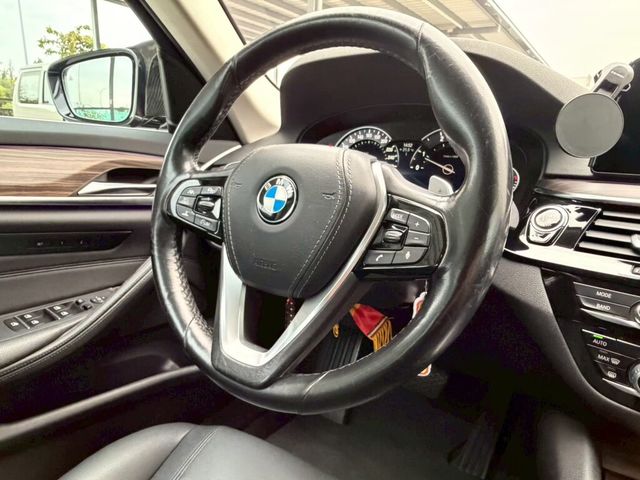 BMW寶馬 520D  第11張相片