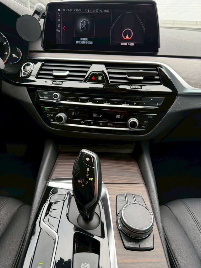 BMW寶馬 520D  第12張相片